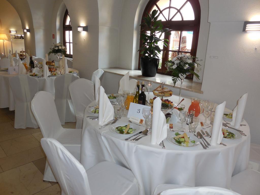 Hotel Sw. Norberta Nowe Brzesko Экстерьер фото