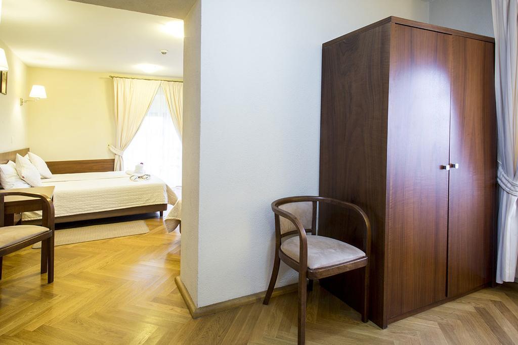 Hotel Sw. Norberta Nowe Brzesko Экстерьер фото