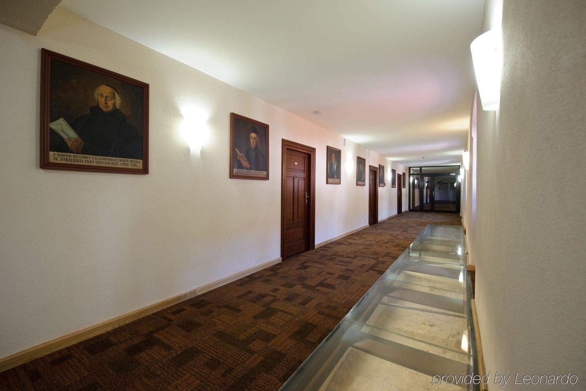Hotel Sw. Norberta Nowe Brzesko Интерьер фото
