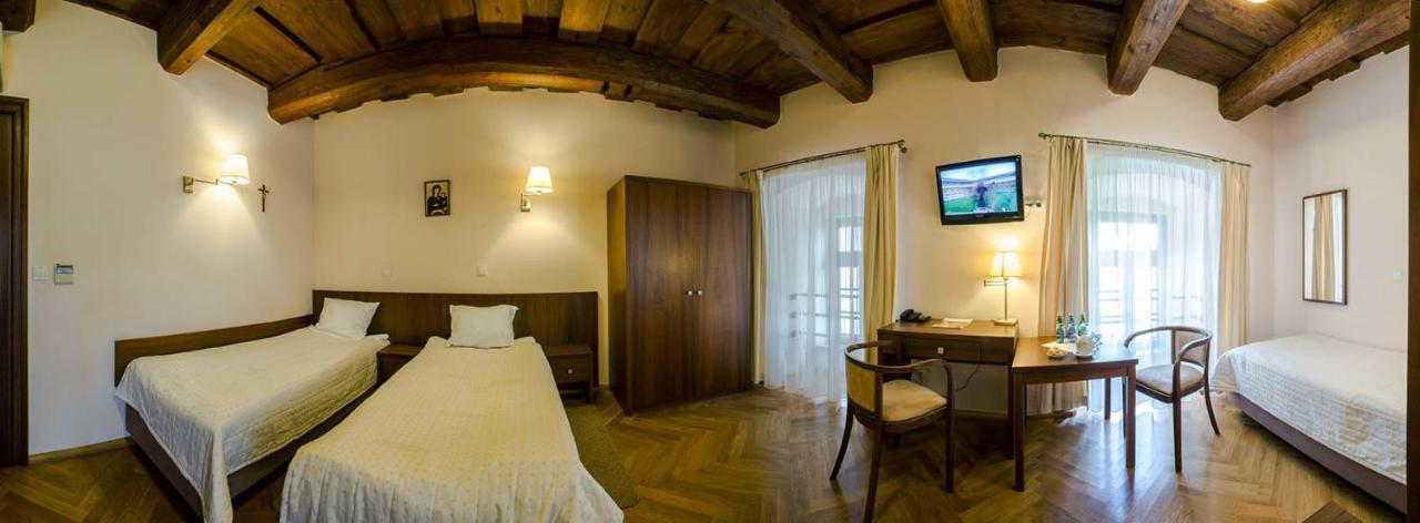 Hotel Sw. Norberta Nowe Brzesko Экстерьер фото