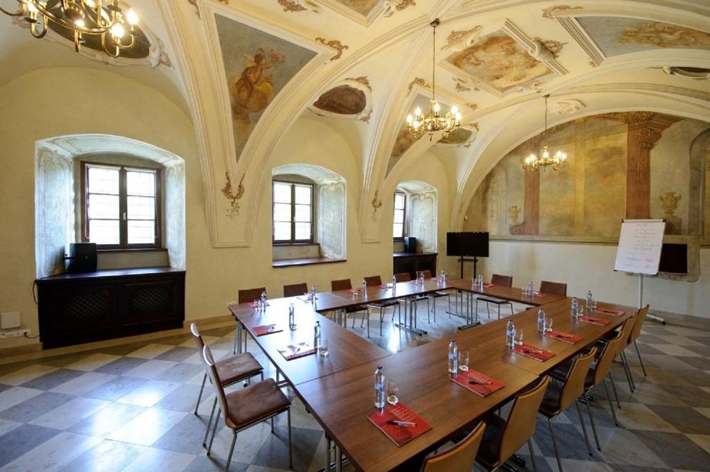 Hotel Sw. Norberta Nowe Brzesko Удобства фото