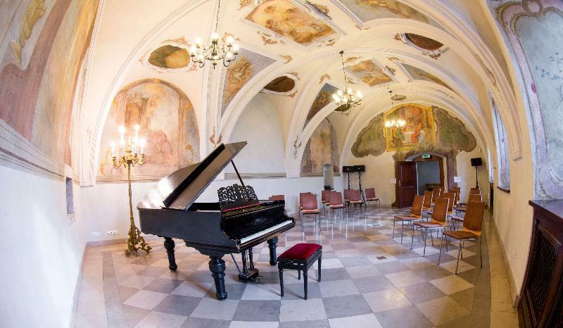 Hotel Sw. Norberta Nowe Brzesko Экстерьер фото